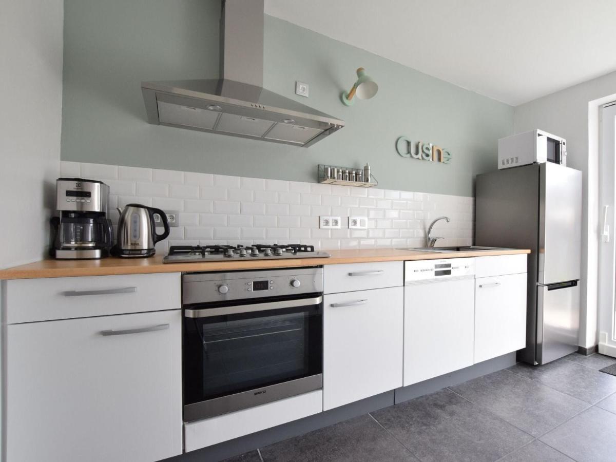 Modern Holiday Home In Bastogne With Fenced Garden Eksteriør billede