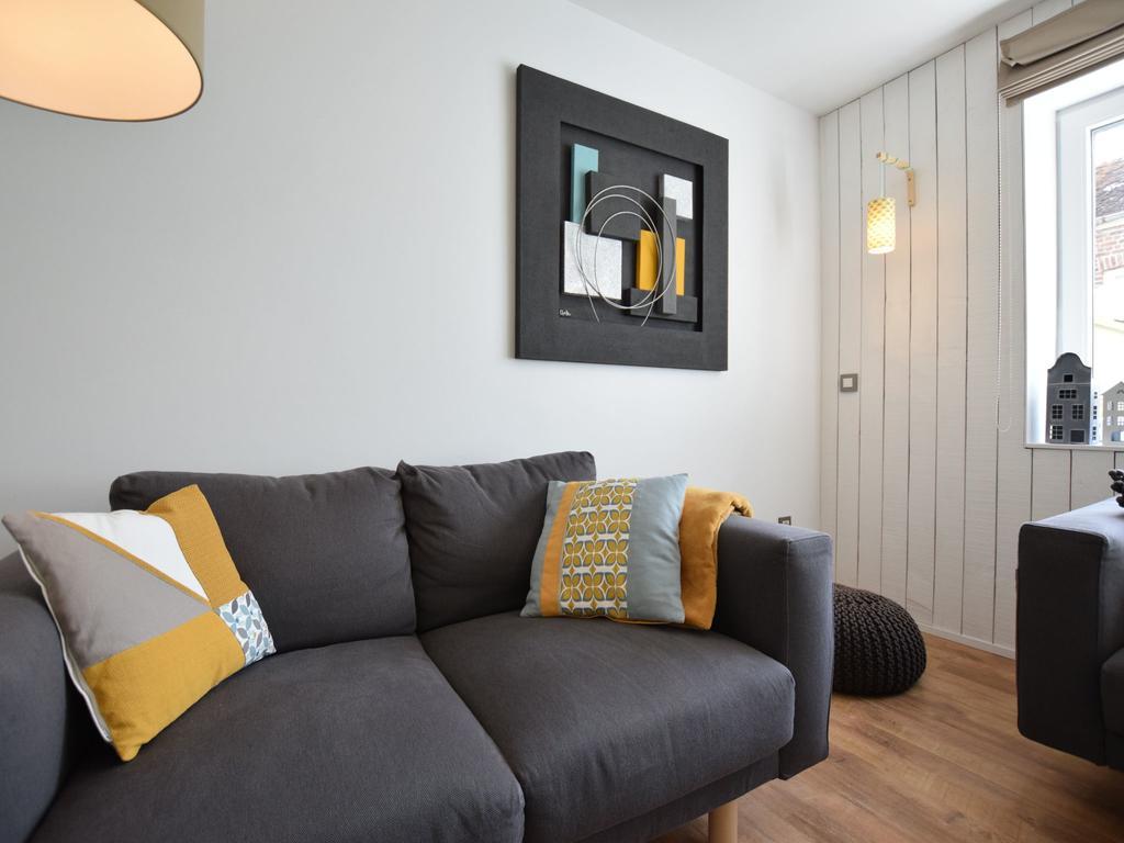 Modern Holiday Home In Bastogne With Fenced Garden Eksteriør billede