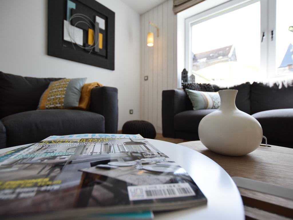 Modern Holiday Home In Bastogne With Fenced Garden Eksteriør billede