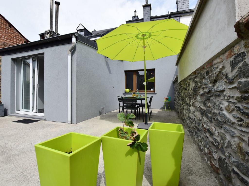 Modern Holiday Home In Bastogne With Fenced Garden Eksteriør billede