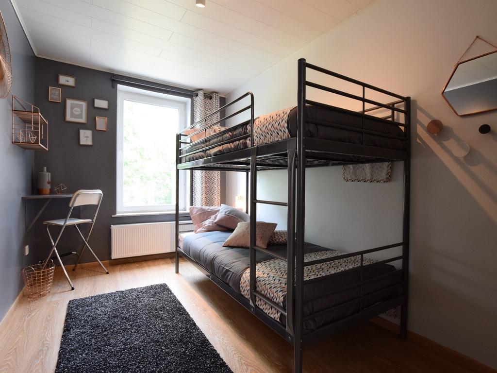 Modern Holiday Home In Bastogne With Fenced Garden Eksteriør billede